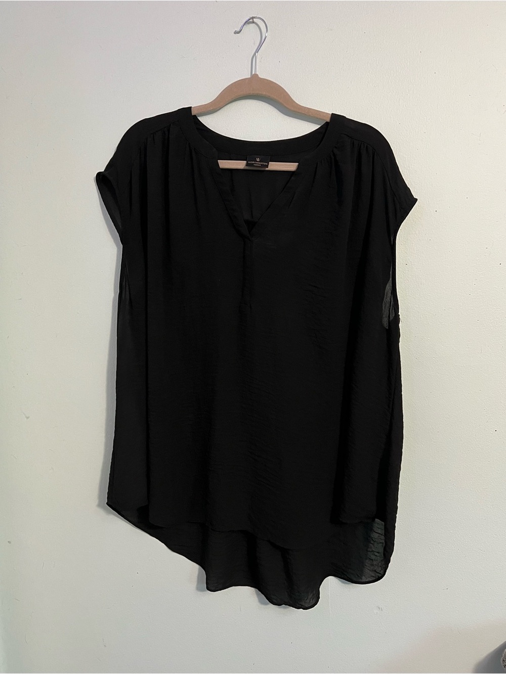 Black V-Neck Short Sleeve Tunic Top